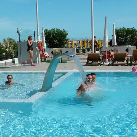 Hotel Cesare Augustus Lido di Jesolo Exterior photo