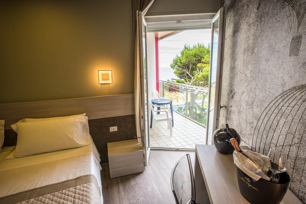 Hotel Cesare Augustus 4*